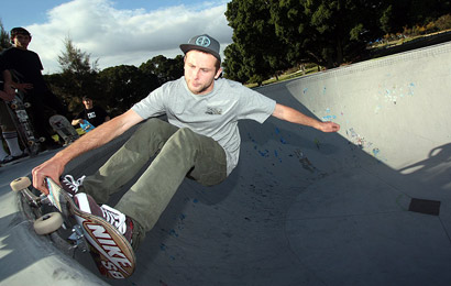 Perth Skate Park Lobby session at Vic park bowl